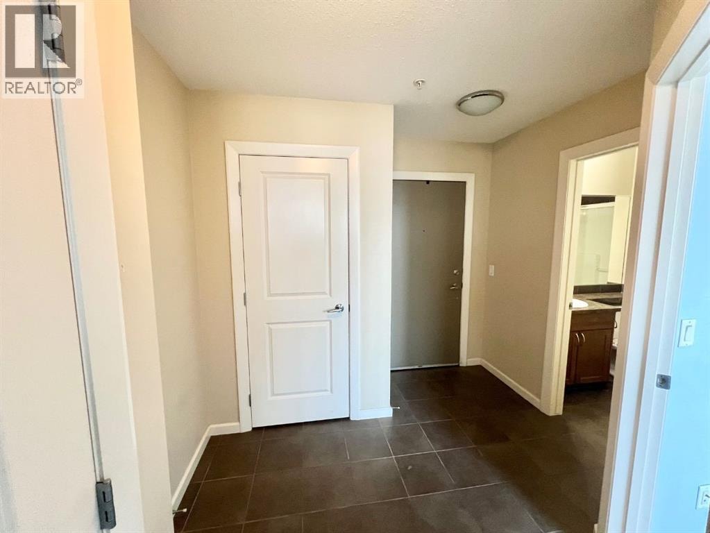 2607, 211 13 Avenue SE — photo 19