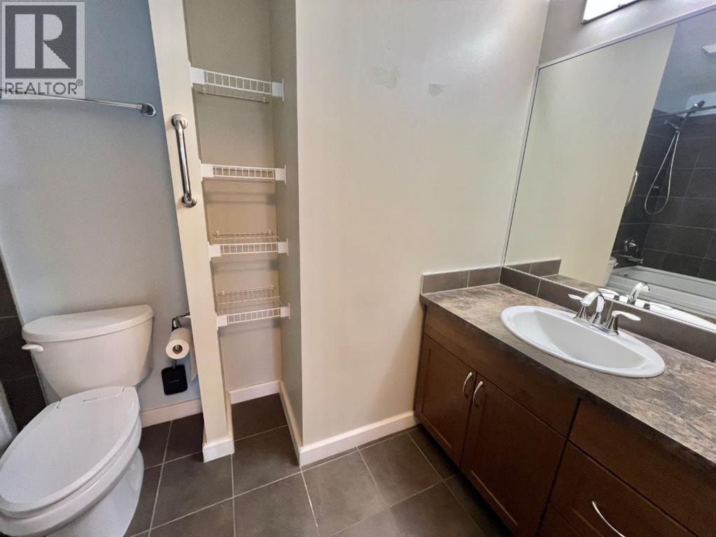 2607, 211 13 Avenue SE — photo 33