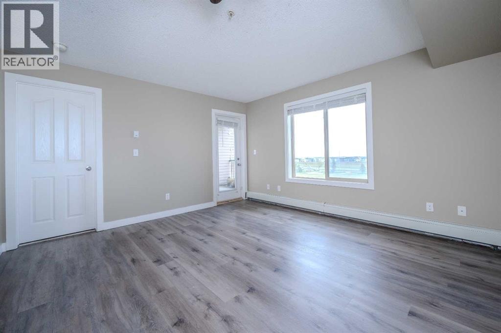 309, 355 TARALAKE Way NE — photo 10