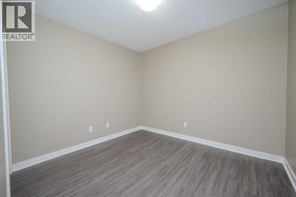 309, 355 TARALAKE Way NE — photo 18