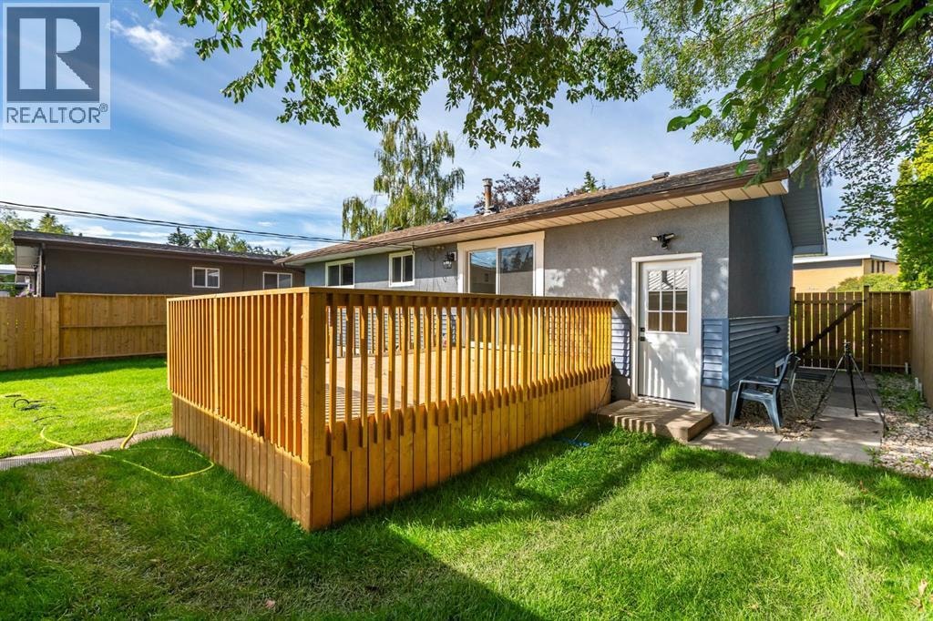 9608 5 Street SE — photo 31