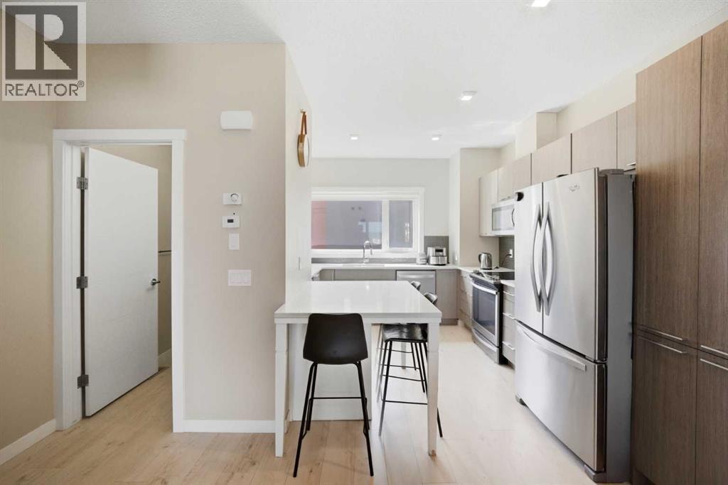 904, 218 Sherwood Square NW — photo 17