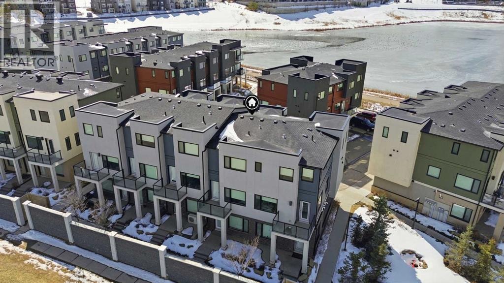 904, 218 Sherwood Square NW — photo 3