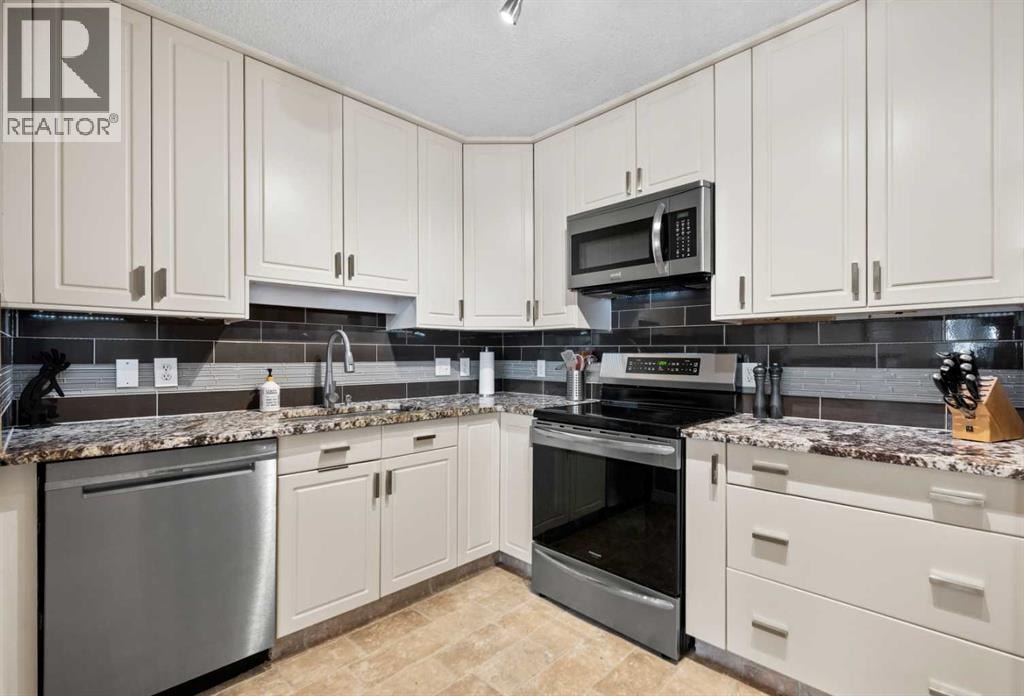 38 Richelieu Court SW — photo 11