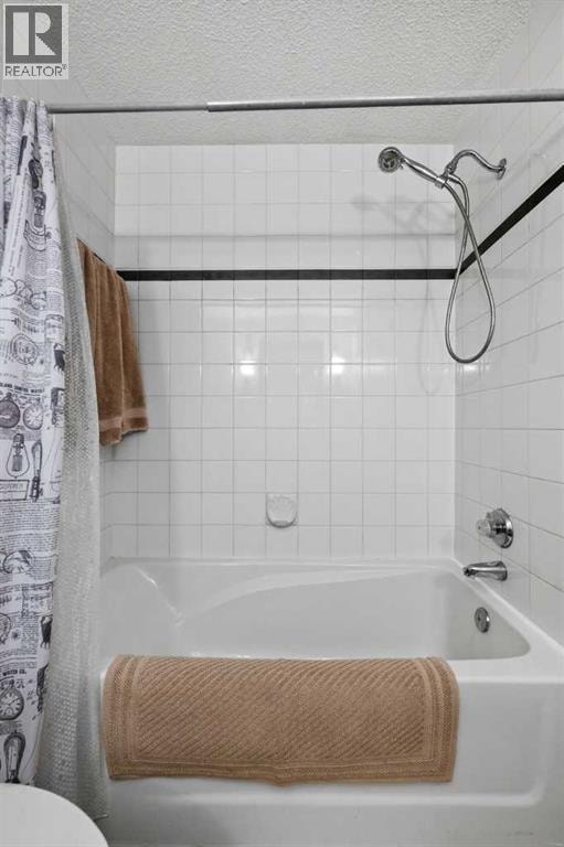 38 Richelieu Court SW — photo 17