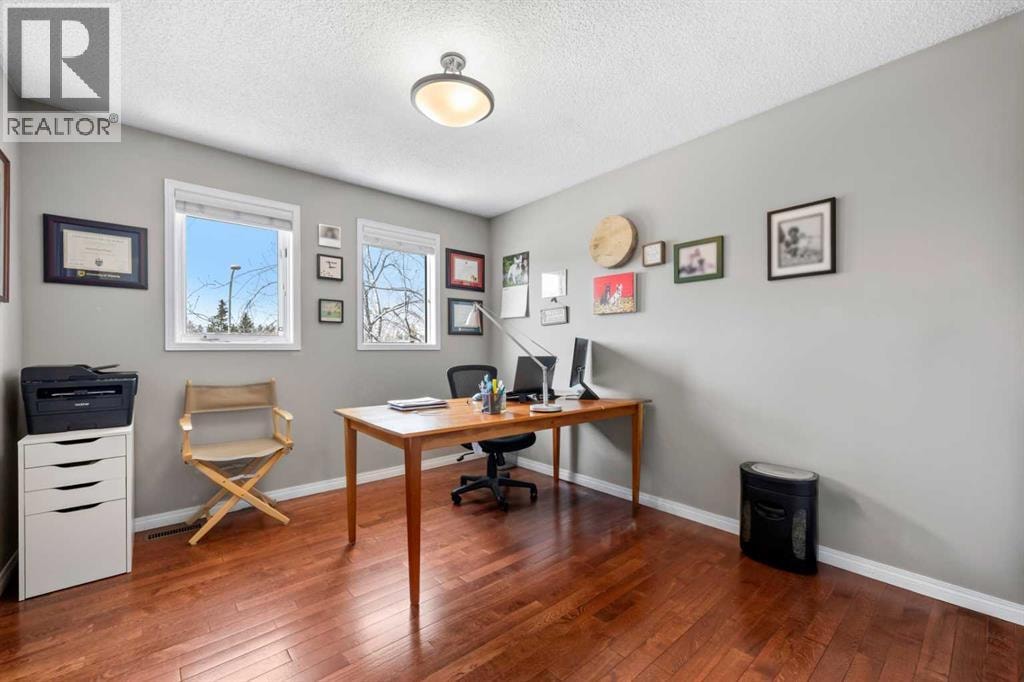 38 Richelieu Court SW — photo 22