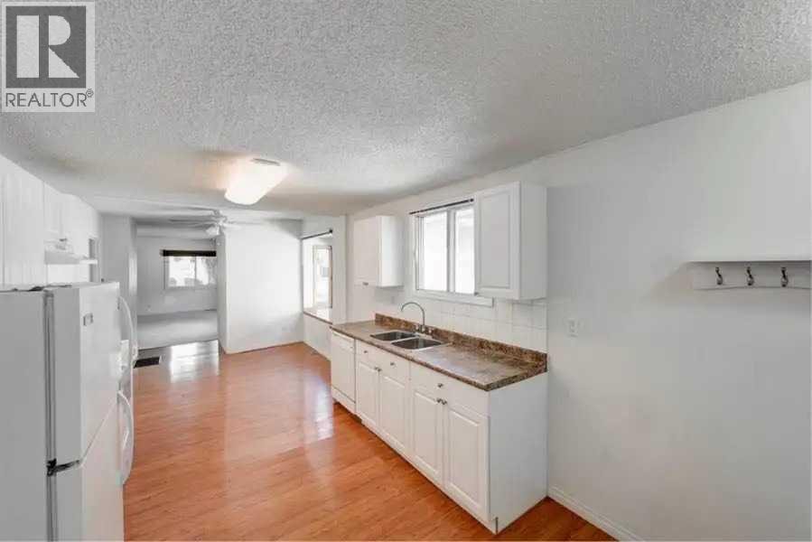 6622 18A Street SE — photo 7