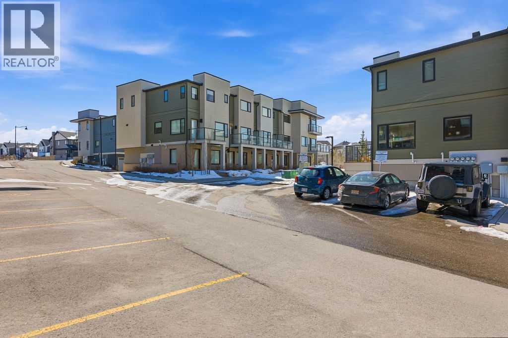204, 218 Sherwood Square NW — photo 38