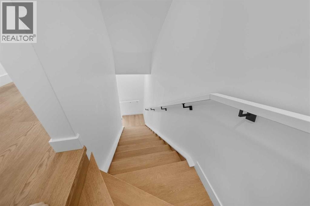1224 20 Avenue NW — photo 32