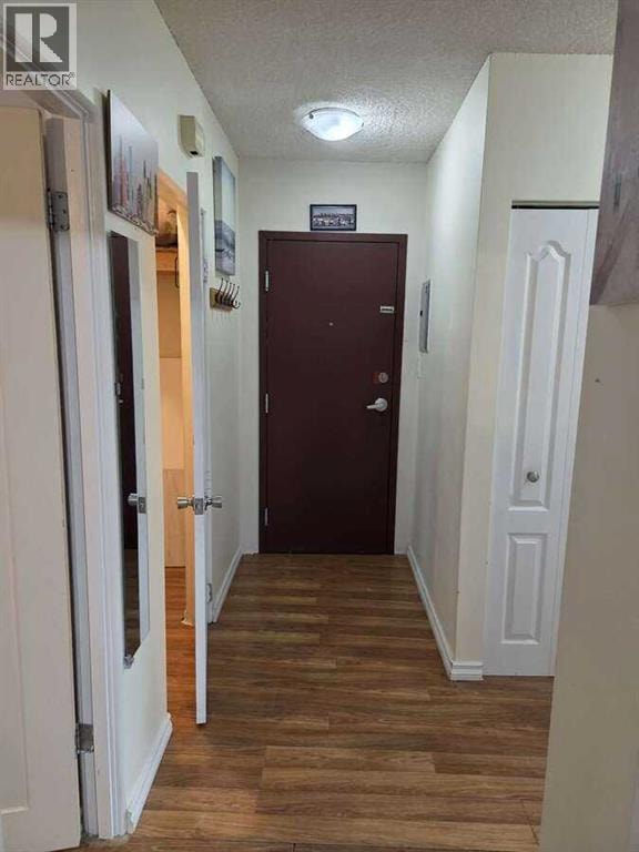 221, 8235 Elbow Drive SW — photo 10
