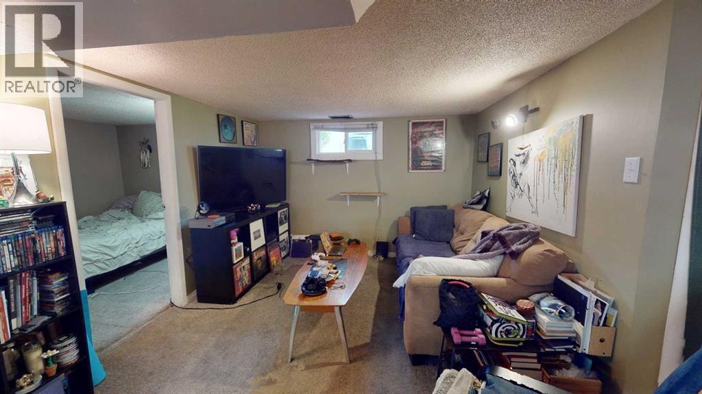 1625 23 Avenue SW — photo 20