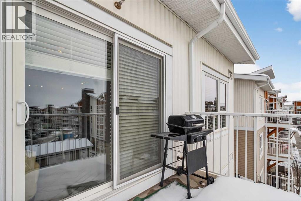 4403, 302 Skyview Ranch Drive NE — photo 22