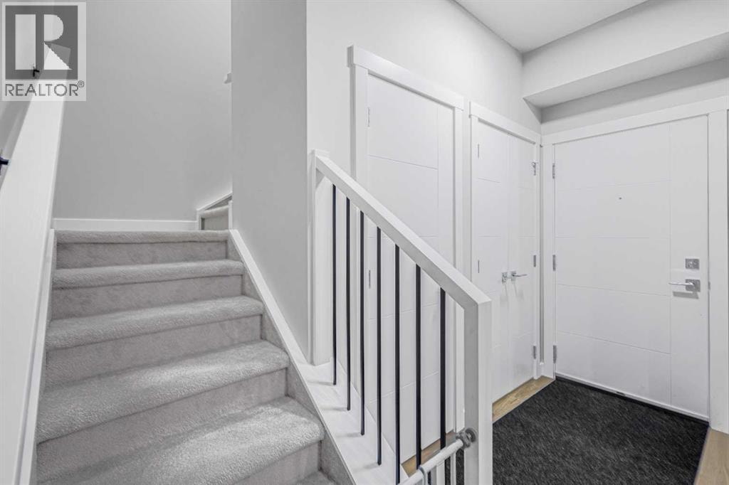 2226, 151 Skyview Bay NE — photo 10