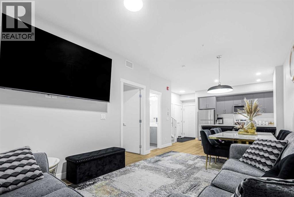 2226, 151 Skyview Bay NE — photo 5