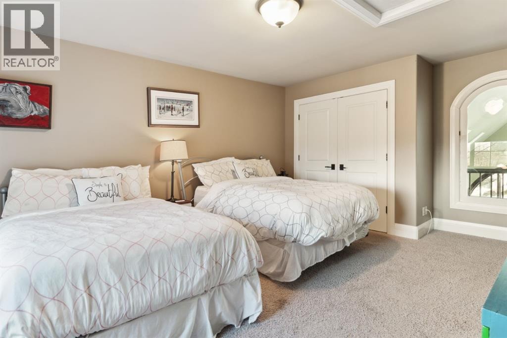 2248 9 Avenue SE — photo 41