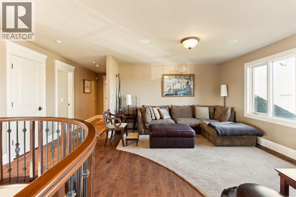 2248 9 Avenue SE — photo 40