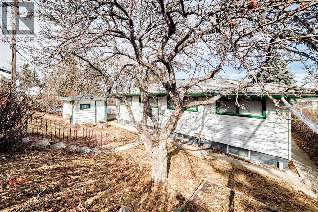 1415 Rosehill Drive NW — photo 47