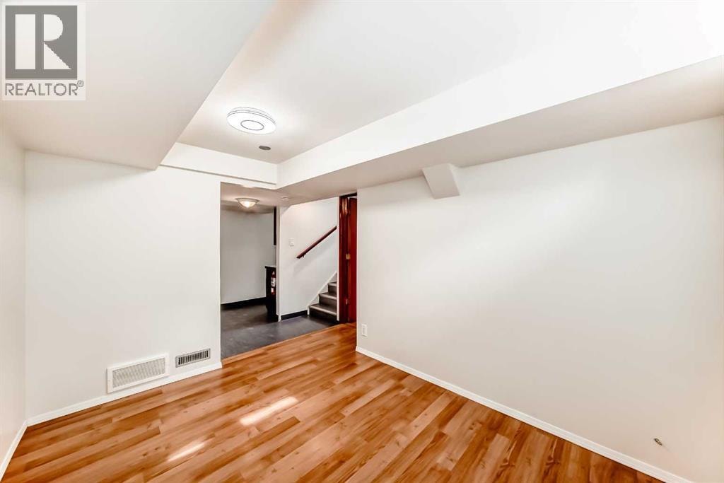 1415 Rosehill Drive NW — photo 35