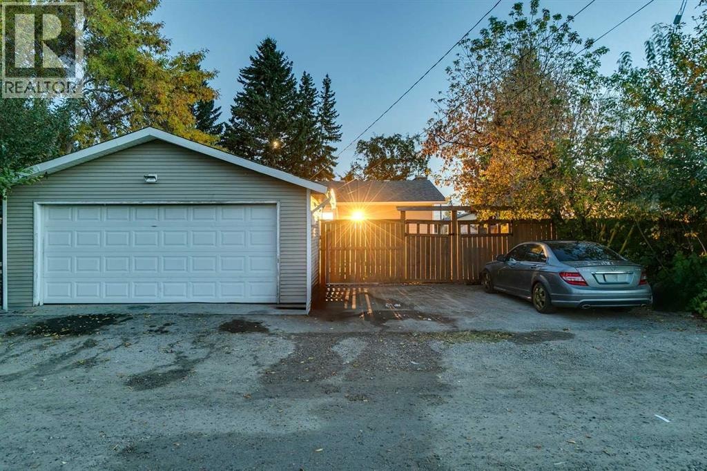 100 Allandale Close SE — photo 25