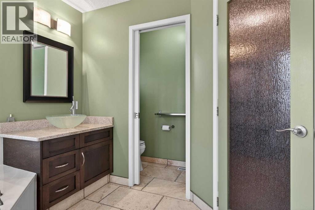 111 Valley Ponds Crescent NW — photo 32