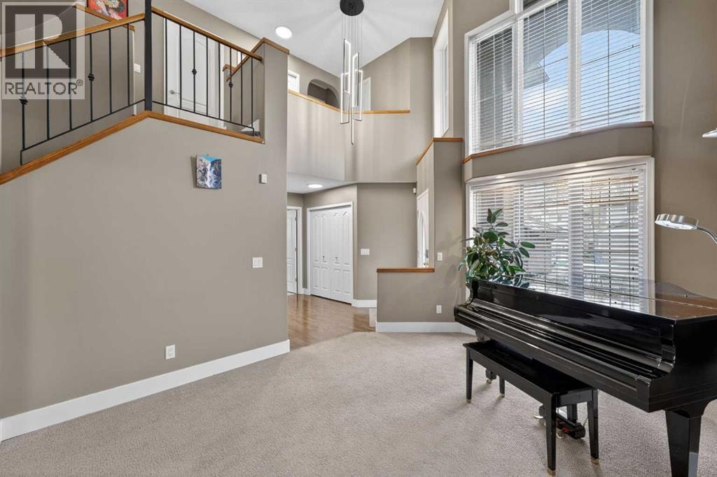 111 Valley Ponds Crescent NW — photo 15