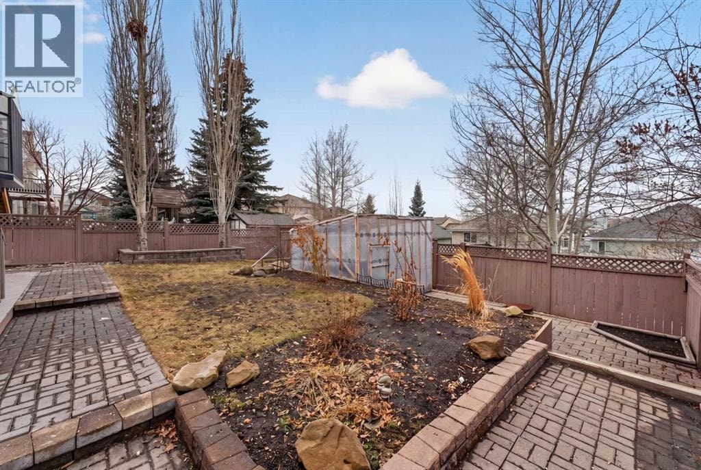 111 Valley Ponds Crescent NW — photo 41