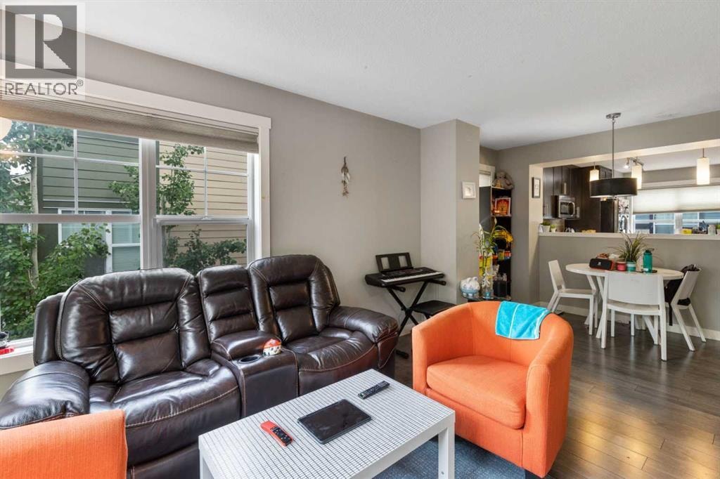 319 Mckenzie Towne Square SE — photo 6
