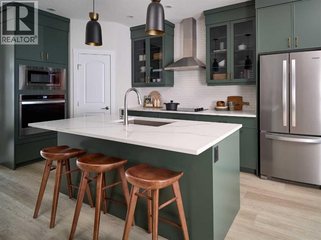 124 Royston Gardens NW — photo 4