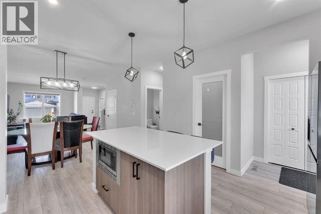 67 Corner Glen Gardens NE — photo 17