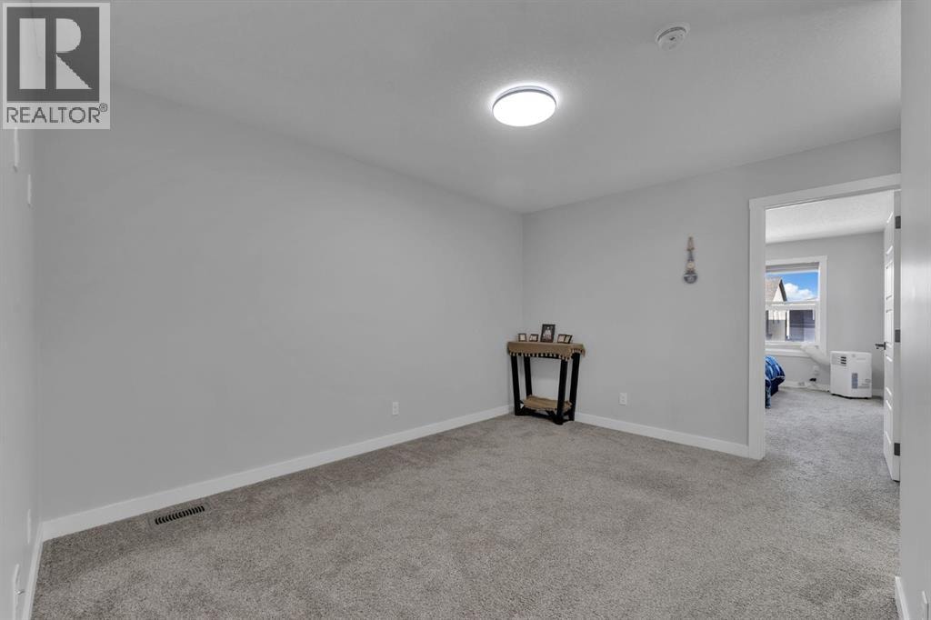 67 Corner Glen Gardens NE — photo 22
