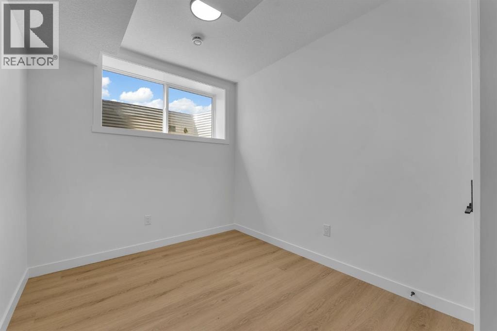 67 Corner Glen Gardens NE — photo 41