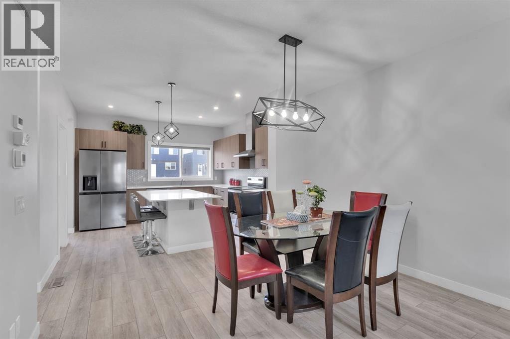 67 Corner Glen Gardens NE — photo 9
