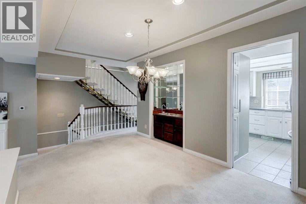 212, 4037 42 Street NW — photo 9