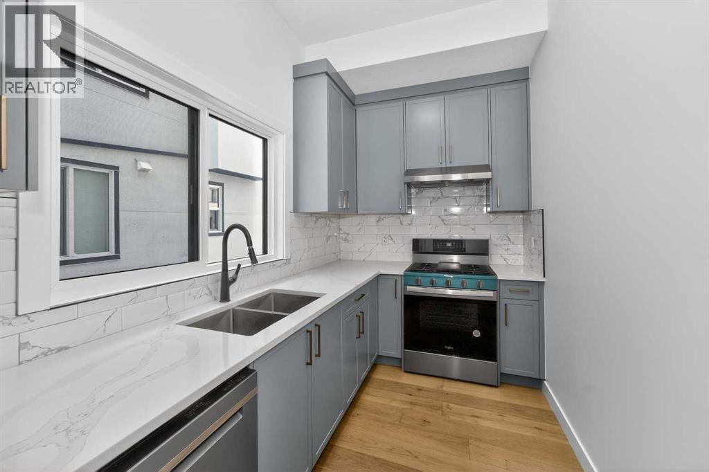 1049 Waterstone Green — photo 26