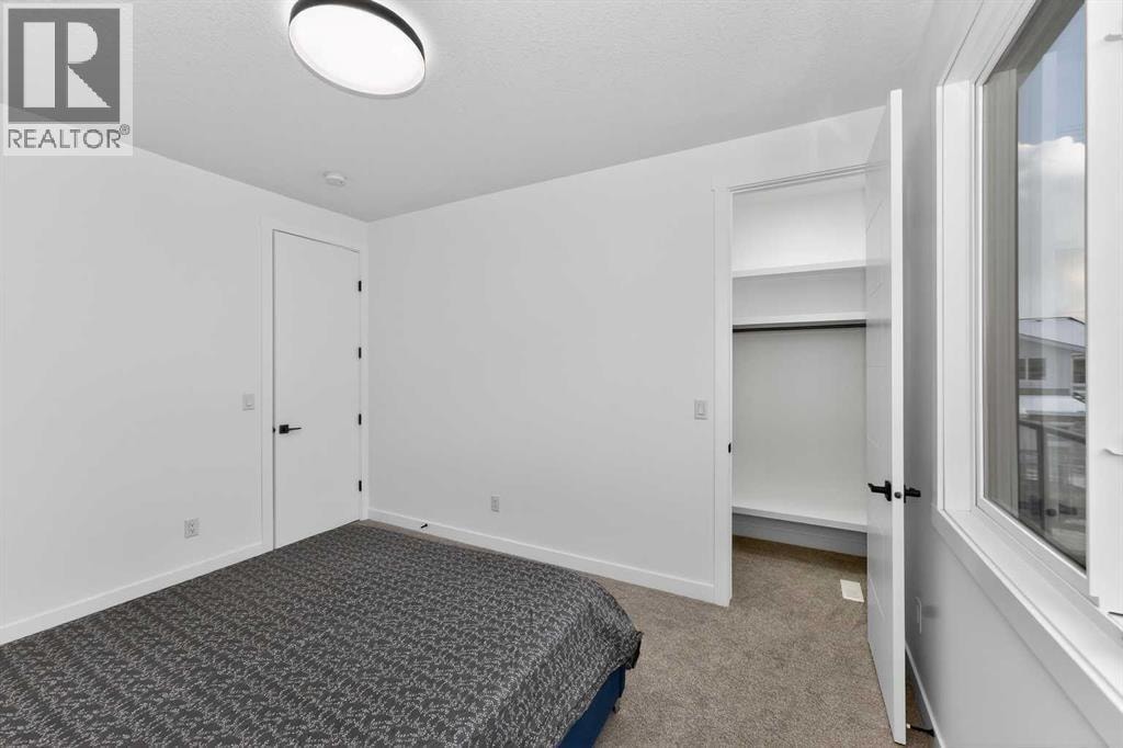 1049 Waterstone Green — photo 41