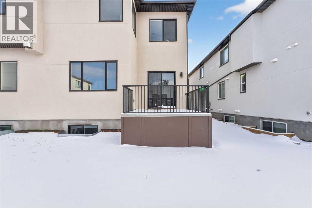 1049 Waterstone Green — photo 5