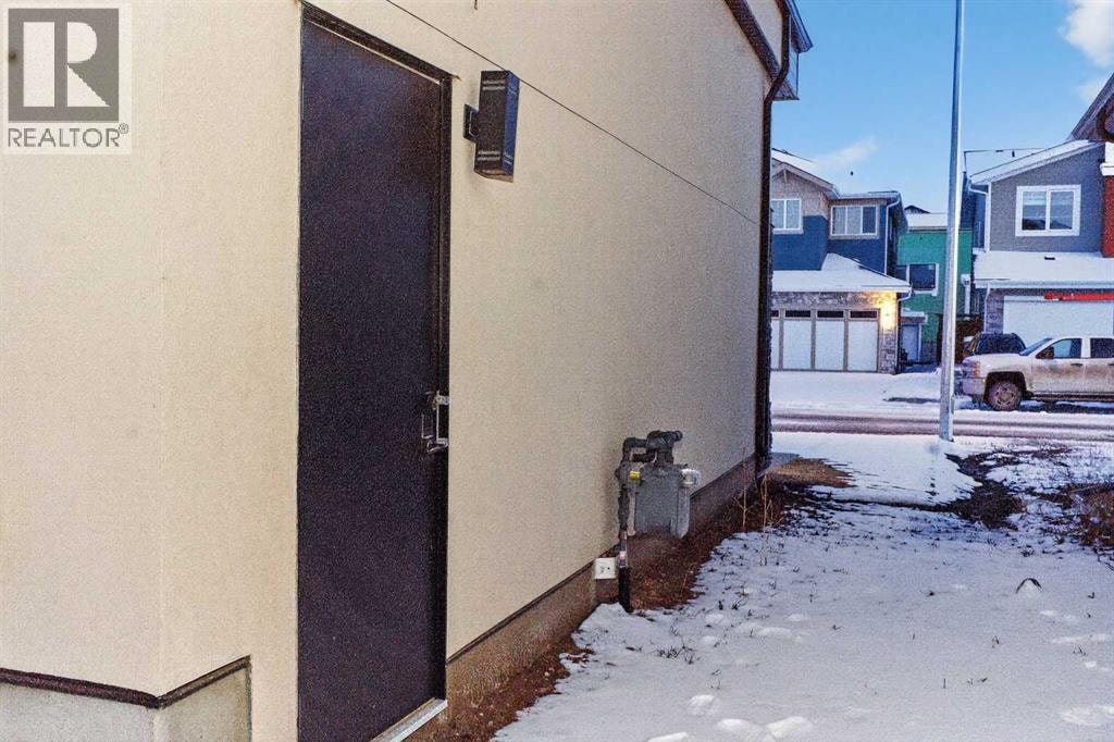 1049 Waterstone Green — photo 50