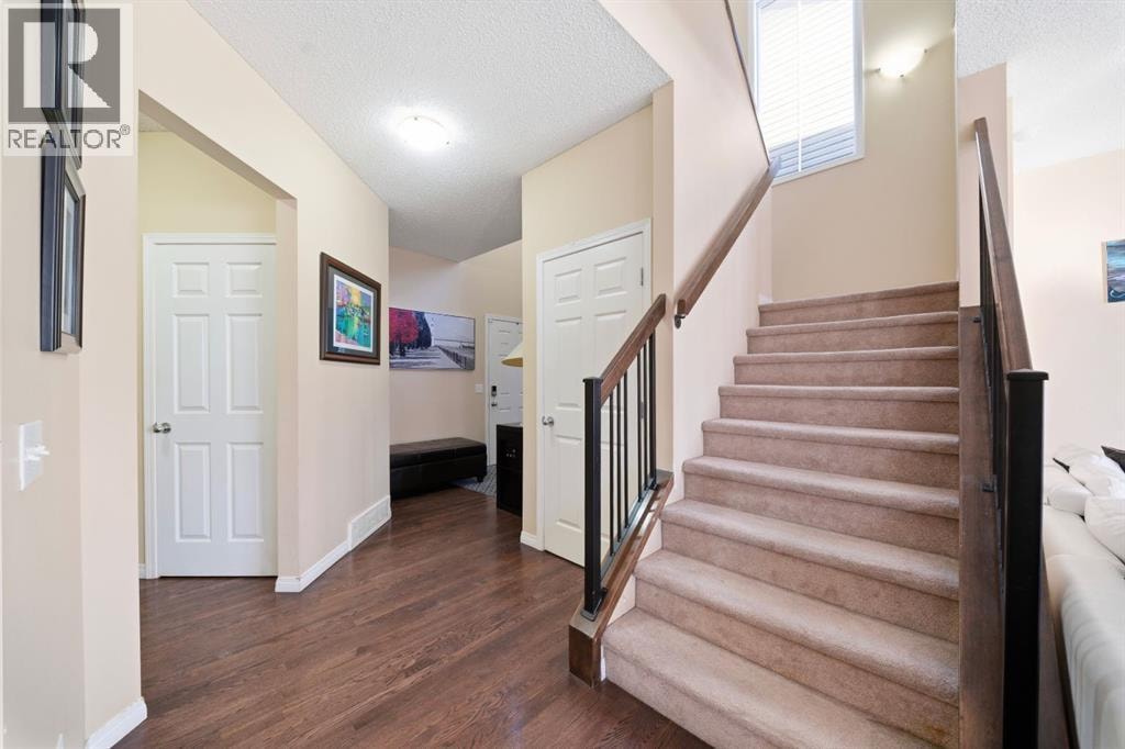 93 Copperleaf Way SE — photo 2