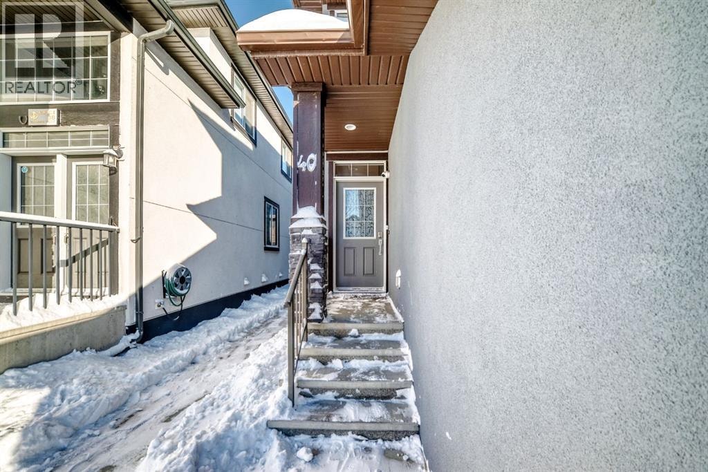 40 Saddlelake Gardens NE — photo 2