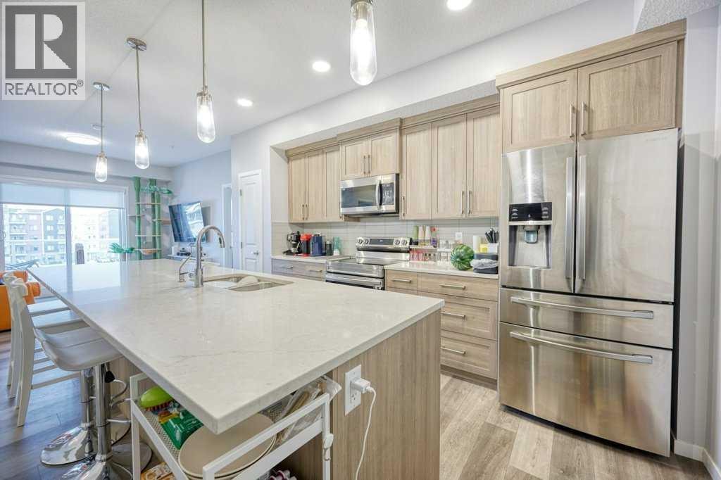 406, 80 Carrington Plaza NW — photo 2