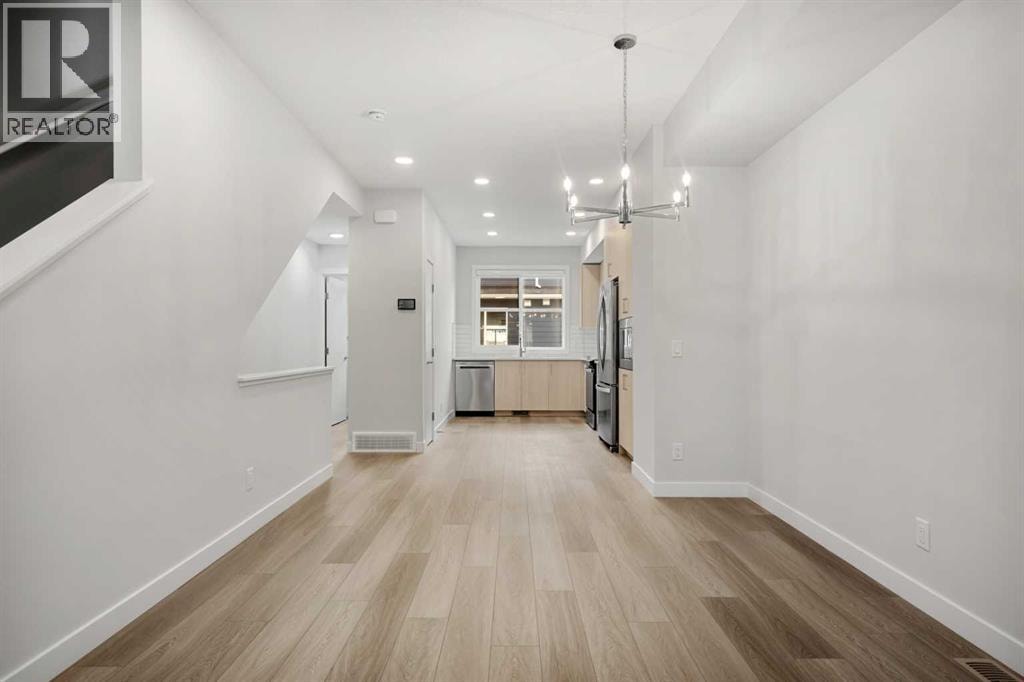 122, 285 Chelsea Court — photo 9