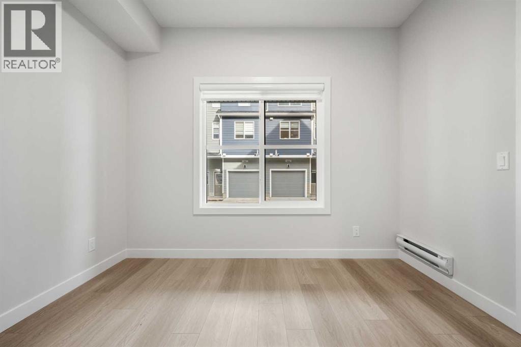 122, 285 Chelsea Court — photo 36