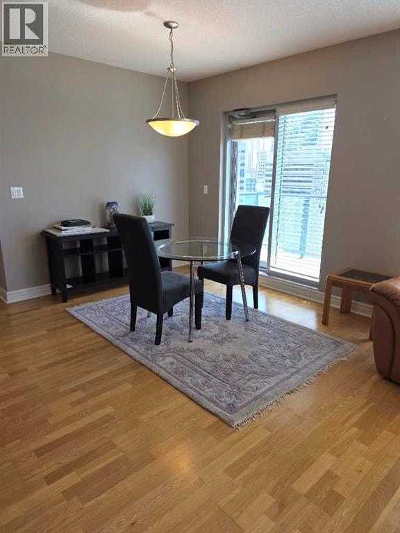 2208, 910 5 Avenue SW — photo 7