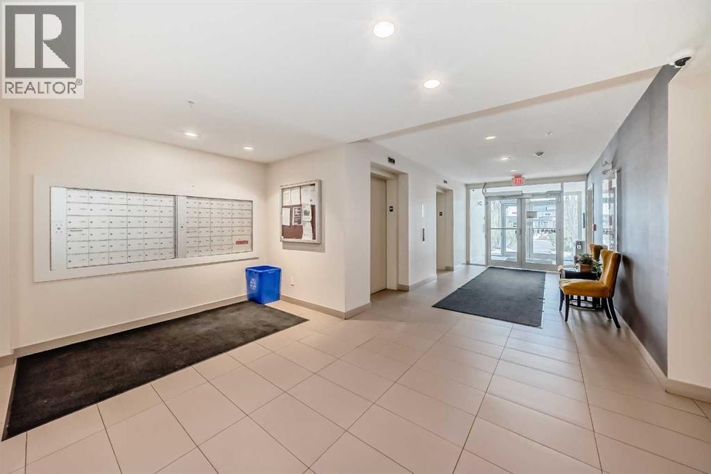 405, 2300 Evanston Square — photo 35