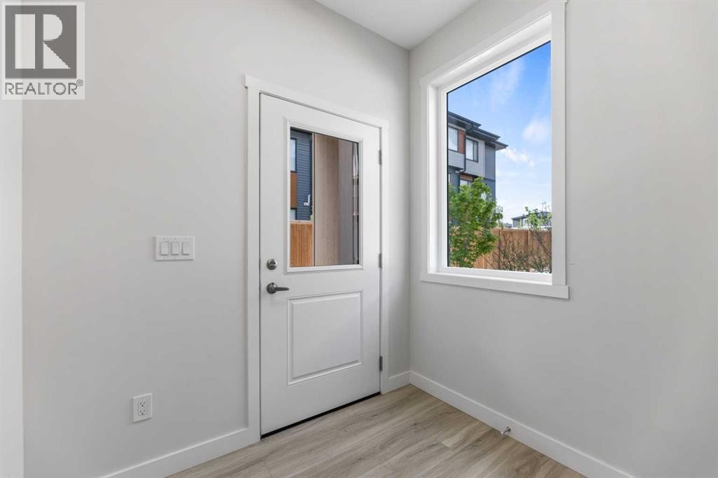 803, 90 Corner Meadows Manor NE — photo 18