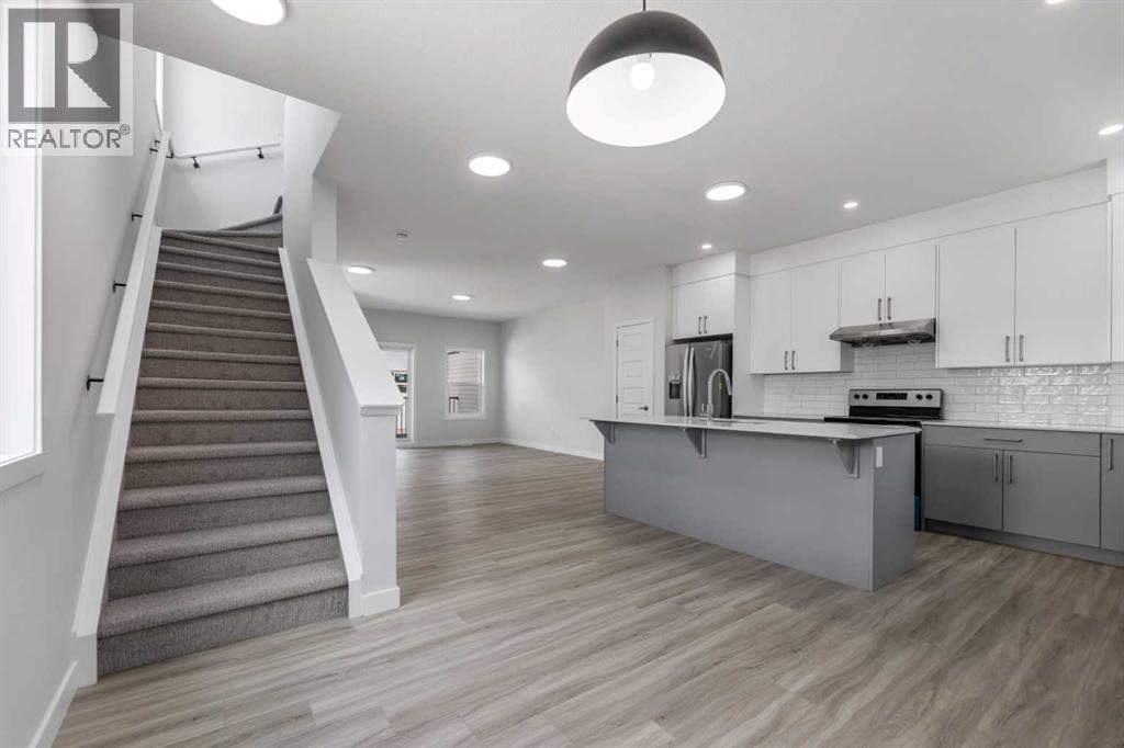 803, 90 Corner Meadows Manor NE — photo 9