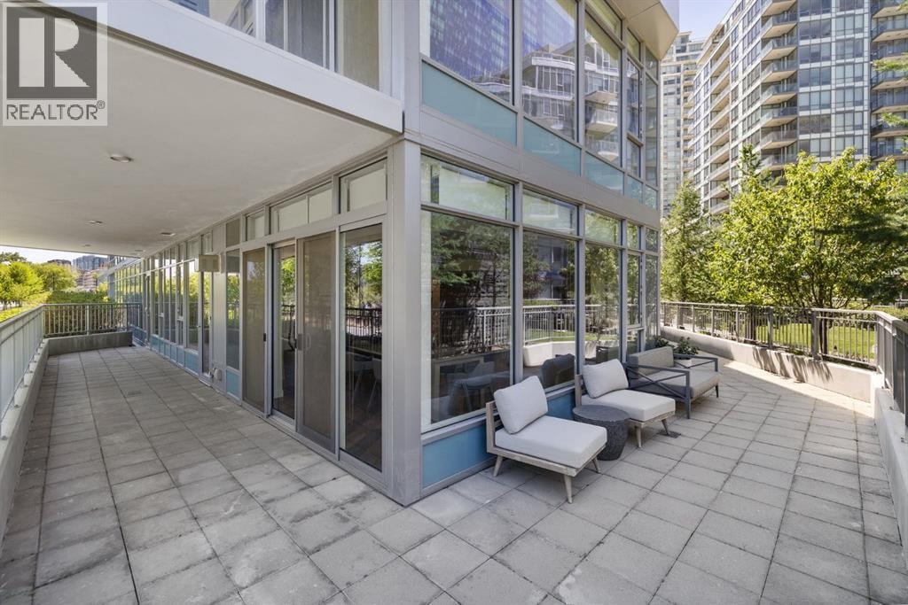102, 88 Waterfront Mews SW — photo 35