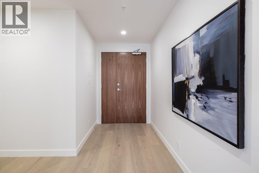 102, 88 Waterfront Mews SW — photo 5