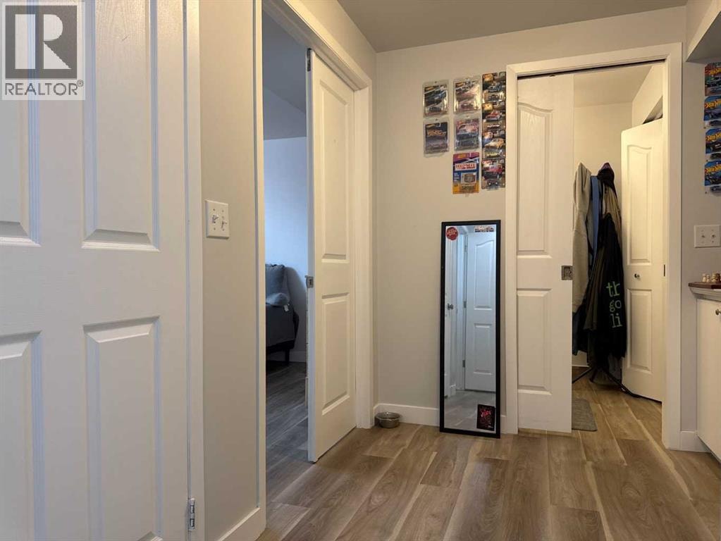8, 304 Ross Avenue — photo 37