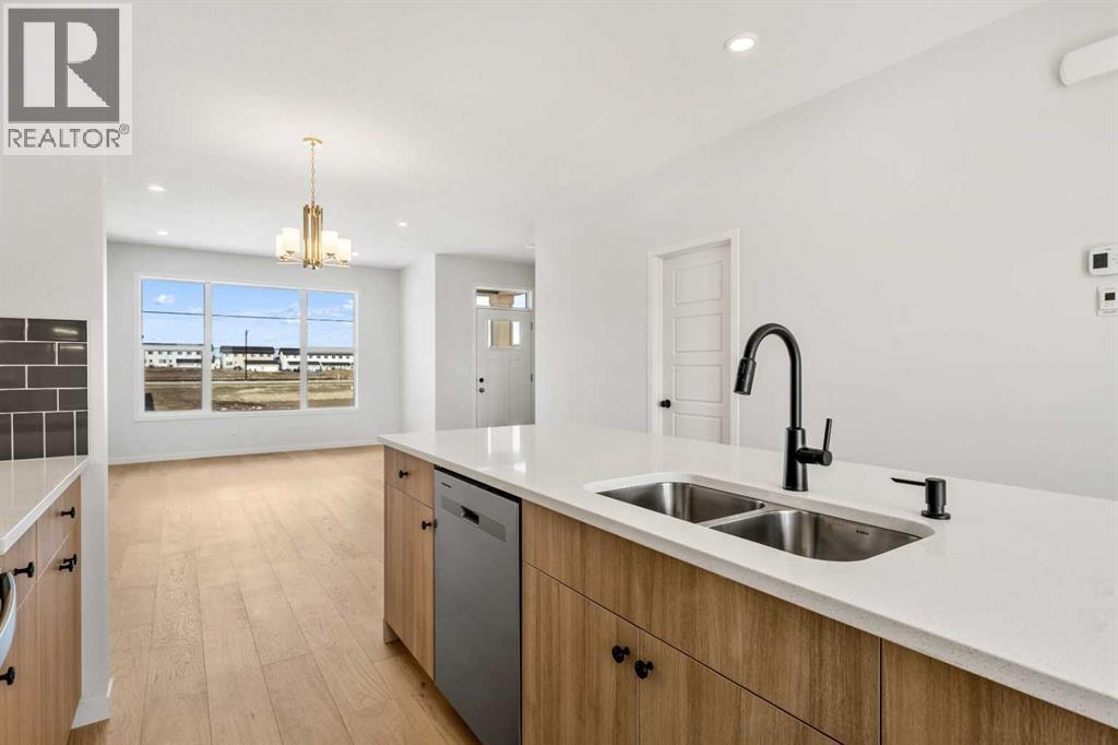 659 Chelsea Pier Run — photo 11